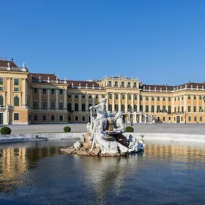 https://schloss-schonbrunn-grand-suite.vienna-besthotels.com